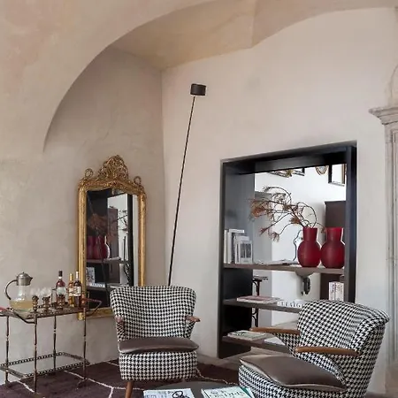 Goldenstern Townhouse 4* Μπολζάνο