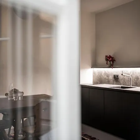 Goldenstern Townhouse Ξενοδοχείο Μπολζάνο