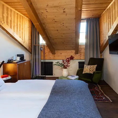 Goldenstern Townhouse 4* Μπολζάνο