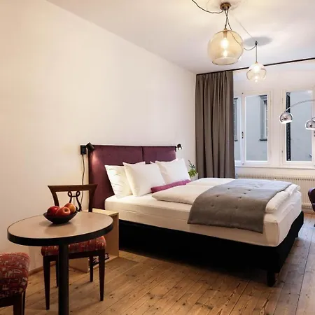 Goldenstern Townhouse Ξενοδοχείο Μπολζάνο