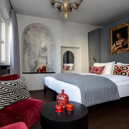 Ξενοδοχείο Goldenstern Townhouse Μπολζάνο