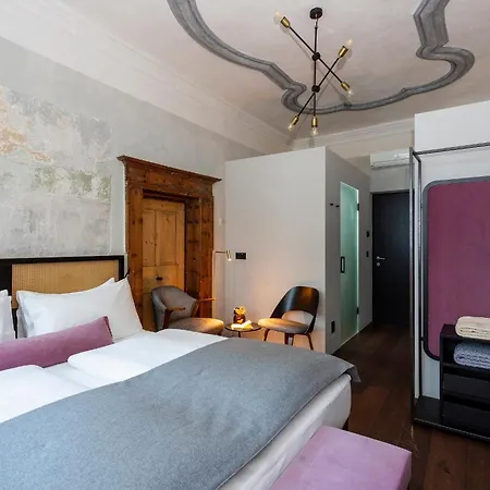 Ξενοδοχείο Goldenstern Townhouse Μπολζάνο